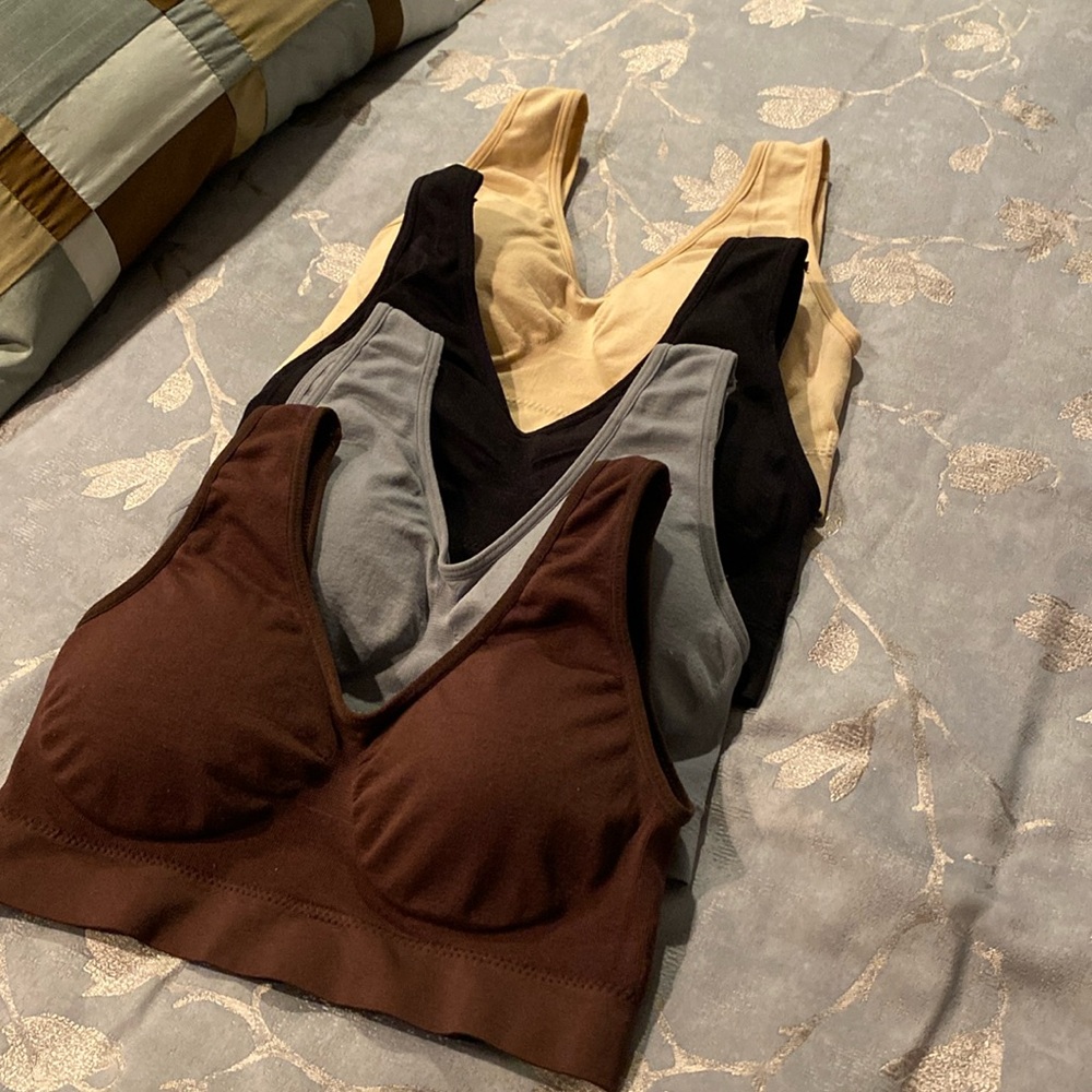SPORTS BRAS SET